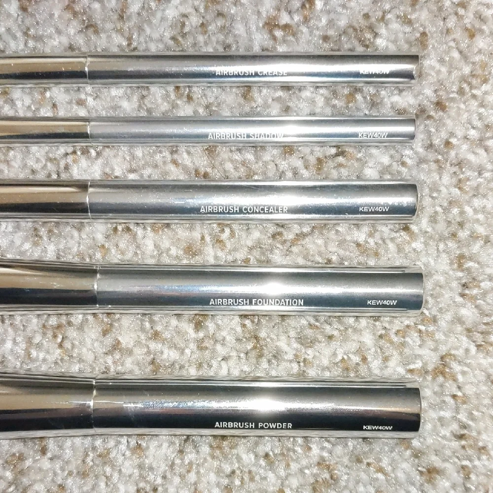 It Cosmetics Your Beautiful Basic Airbrush 101 5-piece Makeup Brush Set - Picture 5 of 8